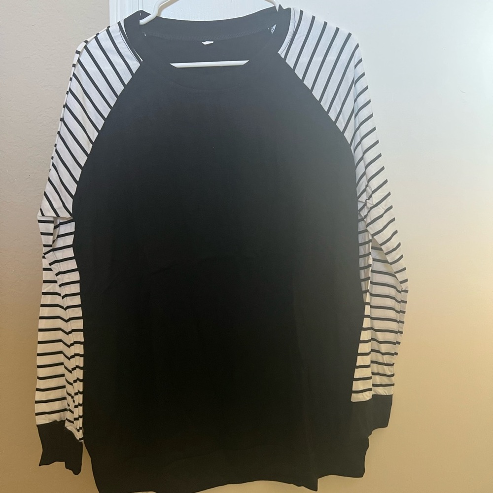 Black & white striped long sleeve